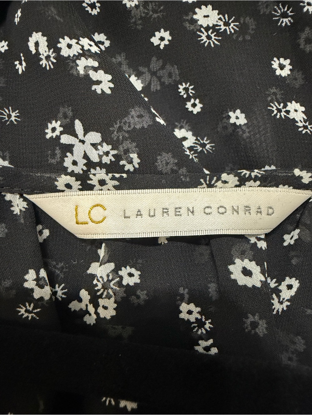 LC Lauren Conrad Black Floral Button-Front Sheer Blouse - Women’s Size Medium - Picture 7 of 9